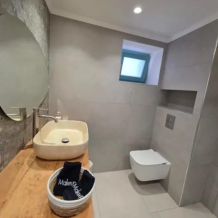 Akti Luxury Aparts Frý